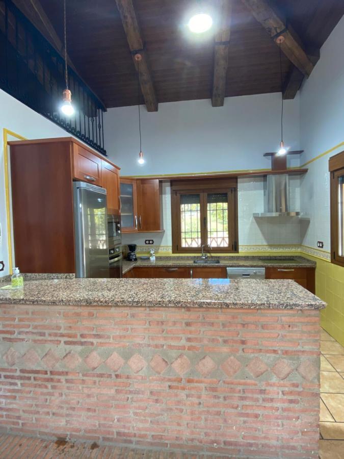 Casa Rural Montes De Trigo Jerez De Los Caballeros Exterior foto