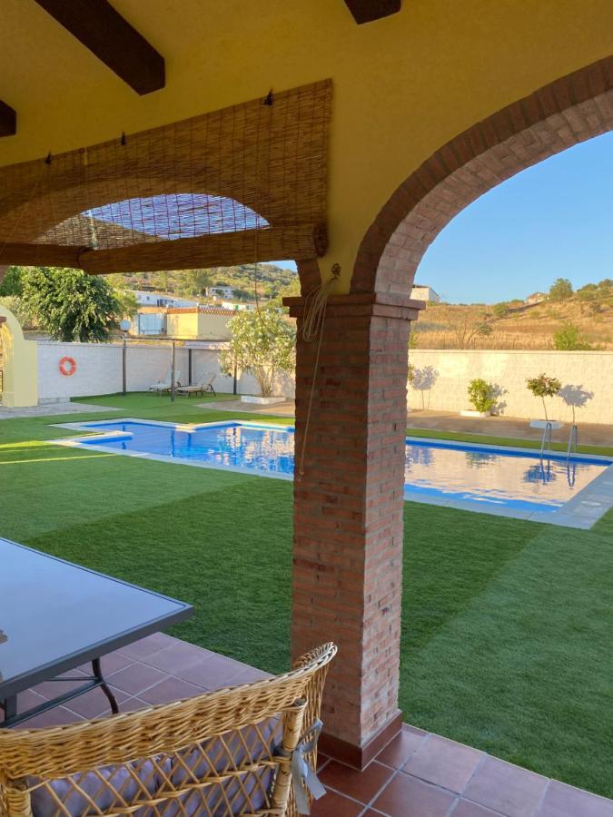 Casa Rural Montes De Trigo Jerez De Los Caballeros Exterior foto